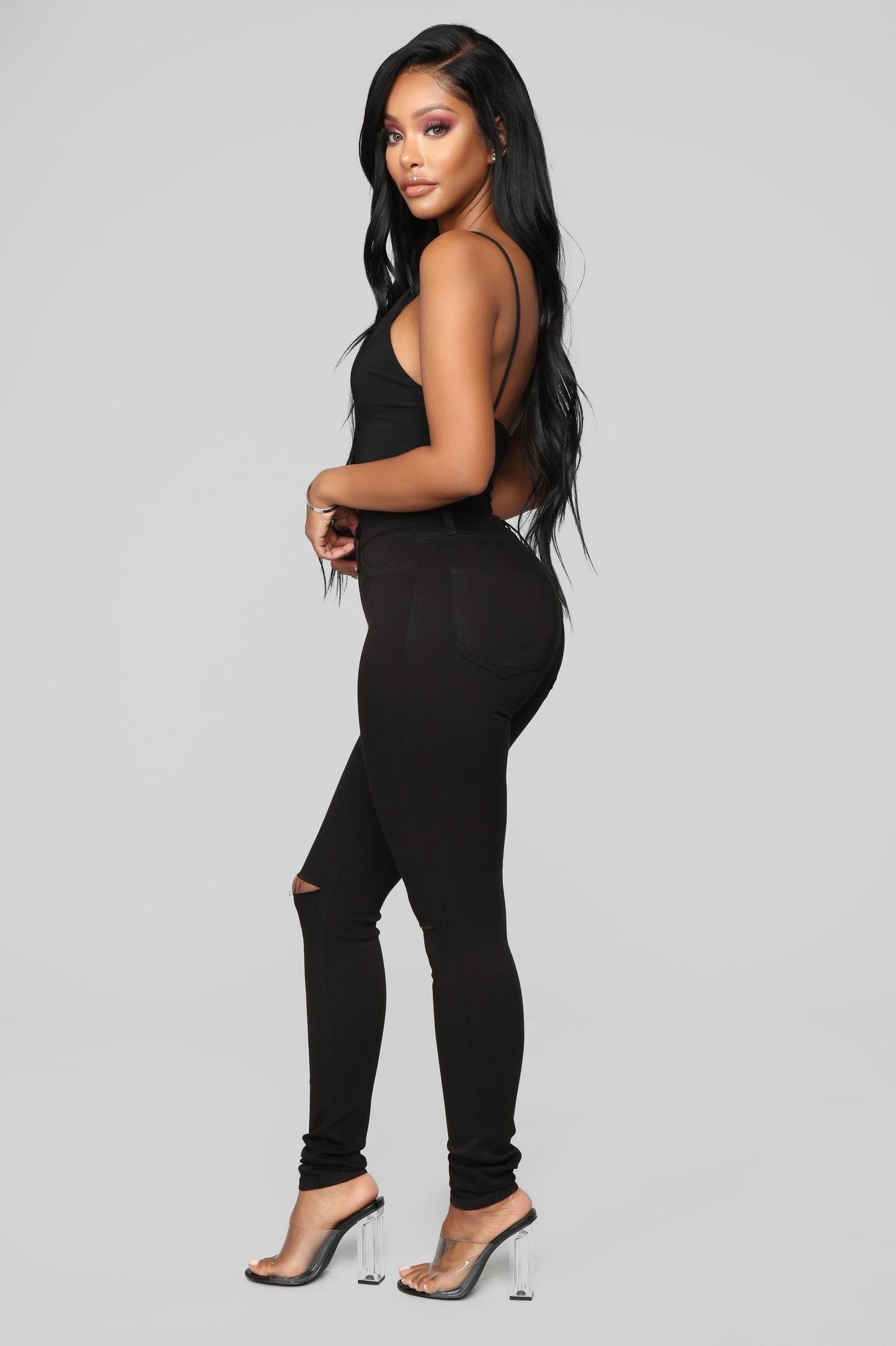 Skinny Jeans mit schmaler Taille - Schwarz